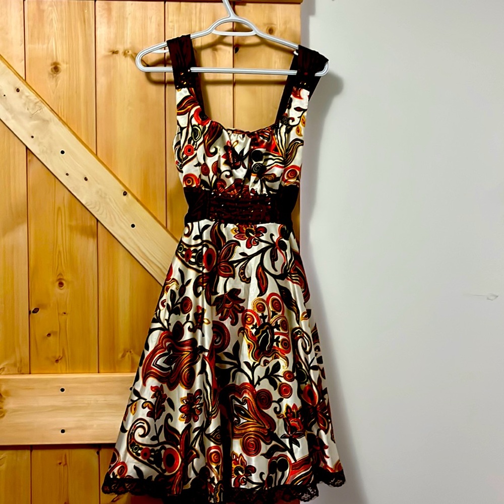 Patterned summer dress